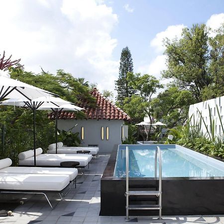 กาซา อาบิตา Hotel กัวดาลาฮารา ภายนอก รูปภาพ
